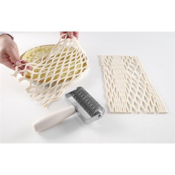 Cutter roller for dough...