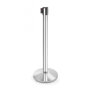 Abgrenzungspfosten mit Band...